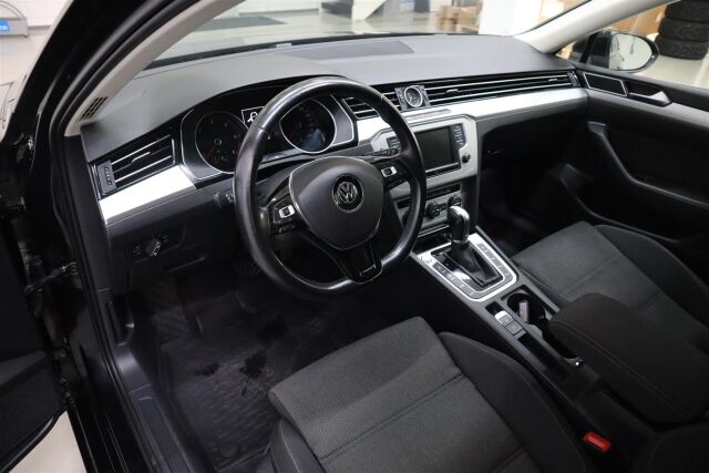 VOLKSWAGEN Passat 2017 Variant Comfortline 2,0 TDI 110 kW (150 hv) DSG-automaatti