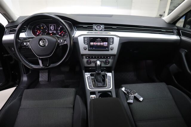 VOLKSWAGEN Passat 2017 Variant Comfortline 2,0 TDI 110 kW (150 hv) DSG-automaatti