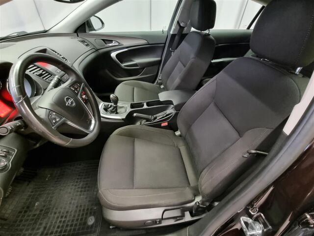 OPEL Insignia 2012 5-ov Edition 1,4 Turbo ecoFLEX Start/Stop 103kW MT6 BL