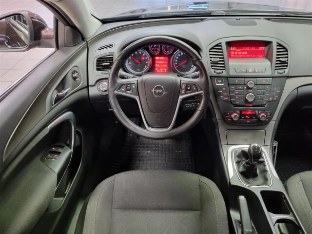 OPEL Insignia 2012 5-ov Edition 1,4 Turbo ecoFLEX Start/Stop 103kW MT6 BL