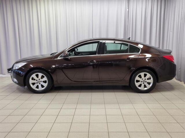 OPEL Insignia 2012 5-ov Edition 1,4 Turbo ecoFLEX Start/Stop 103kW MT6 BL