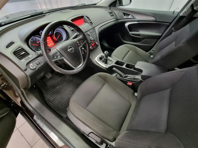 OPEL Insignia 2012 5-ov Edition 1,4 Turbo ecoFLEX Start/Stop 103kW MT6 BL