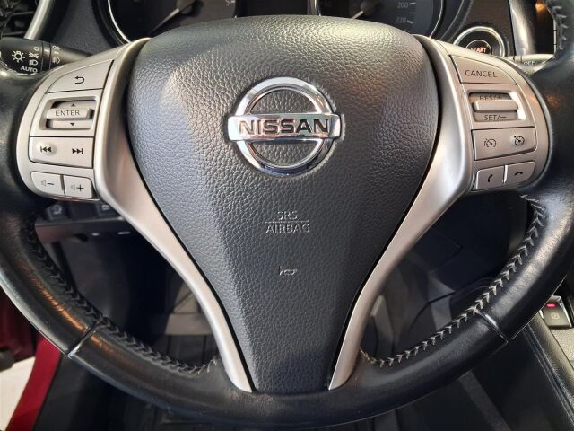 NISSAN Qashqai 2016 dCi 130 Tekna 4WD 6M/T E6 Design Pack Leather