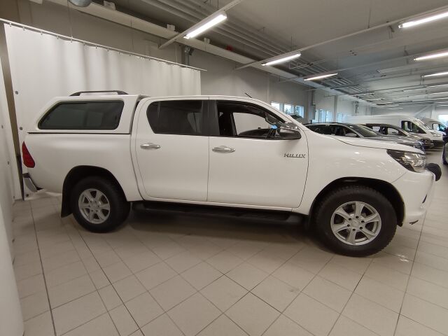 TOYOTA Hilux 2017 Double Cab 2,4 D-4D 150 4WD Active 2-paikkainen