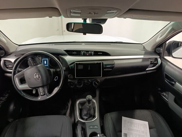 TOYOTA Hilux 2017 Double Cab 2,4 D-4D 150 4WD Active 2-paikkainen