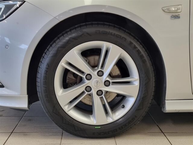 OPEL Insignia 2017 Grand Sport Innovation 1,5 Turbo Start/Stop 121kW AT6 / Huippuvarusteilla!