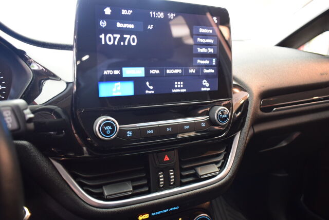 FORD Fiesta 2017 1,0 EcoBoost 100hv M6 Titanium 5-ovinen