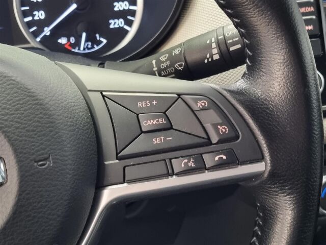 NISSAN Micra 2017 IG-T 90 S/S N-Connecta 5M/T LED / Vakionopeudensäädin / Navi / M-Lämmitin