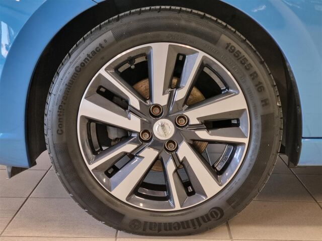 NISSAN Micra 2017 IG-T 90 S/S N-Connecta 5M/T LED / Vakionopeudensäädin / Navi / M-Lämmitin