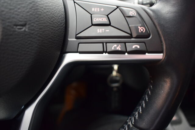 NISSAN Qashqai 2018 DIG-T 115 Acenta 2WD 6M/T Connect
