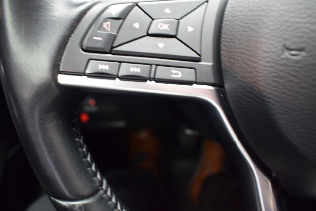 NISSAN Qashqai 2018 DIG-T 115 Acenta 2WD 6M/T Connect