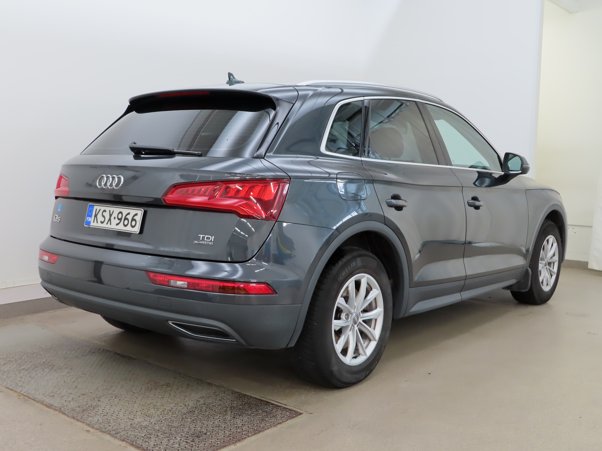 Audi Q5 2017, kuva 4/9