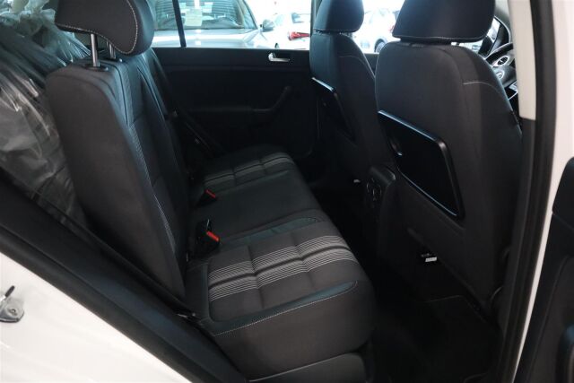 VOLKSWAGEN Golf Plus 2013 Comfortline 1,2 TSI 77 kW (105 hv) DSG-automaatti