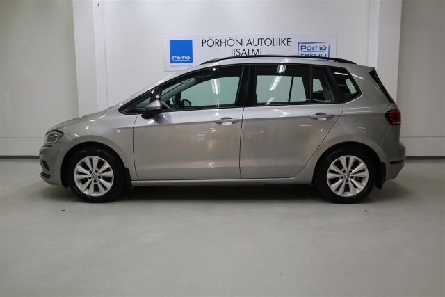 VOLKSWAGEN Golf Sportsvan 2018 Comfortline 1,5 TSI EVO 96 kW (130 hv) DSG-automaatti Football Edition