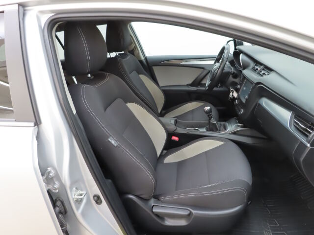 Toyota Avensis 2018 1,8 Valvematic Active Edition Touring Sports