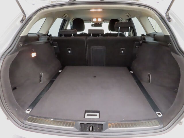 Toyota Avensis 2018 1,8 Valvematic Active Edition Touring Sports