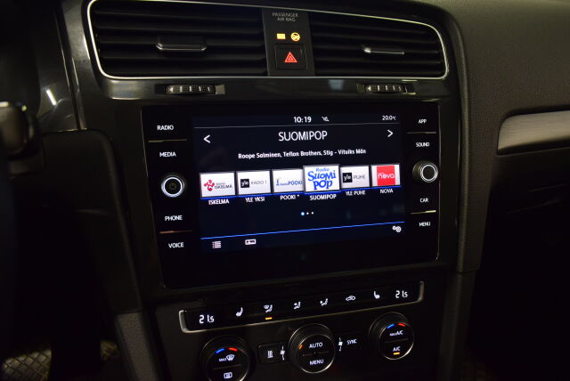 VOLKSWAGEN Golf 2018 Comfortline 1,0 TSI 85 kW (115 hv) DSG-automaatti* Superhieno* 1.omistaja*Kaukowebasto*