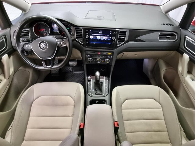 Volkswagen Golf Sportsvan 2020 Highline 2,0 TDI 150 hv DSG-automaatti / Webasto / Koukku / Keyless / Navi / P-kamera