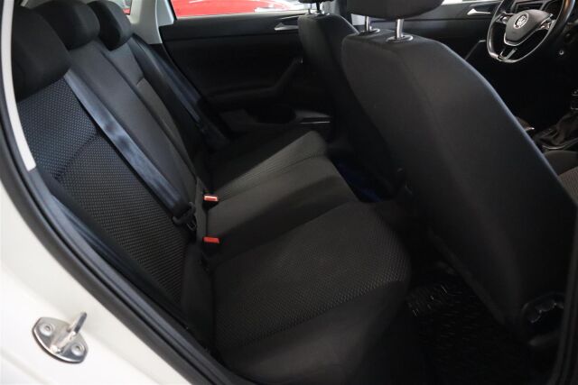 VOLKSWAGEN Polo 2021 1,0 59 kW