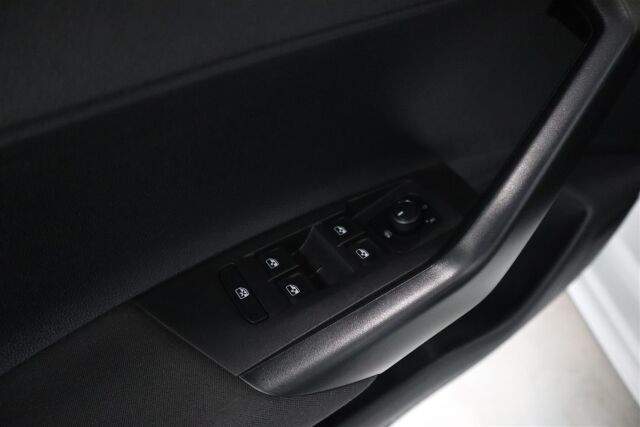 VOLKSWAGEN Polo 2021 1,0 59 kW