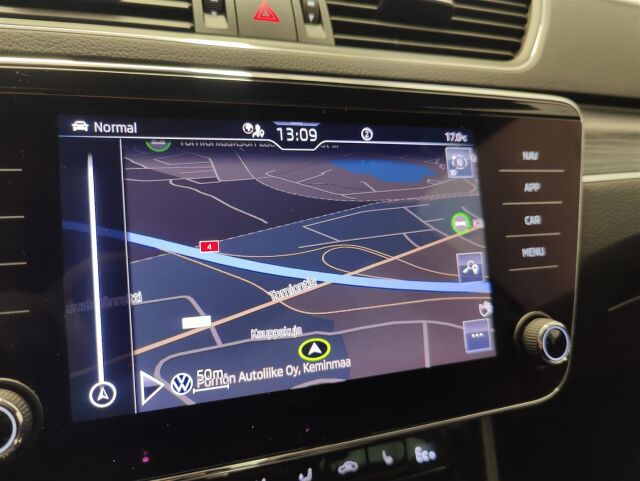 SKODA Superb 2021 Combi 1,4 TSI PHEV Style iV DSG Autom. Webasto,koukku,Canton,Navi,kamera