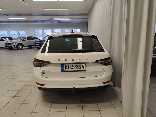 SKODA Superb 2021 Combi 1,4 TSI PHEV Style iV DSG Autom. Webasto,koukku,Canton,Navi,kamera