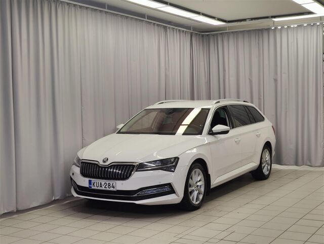 SKODA Superb 2021 Combi 1,4 TSI PHEV Style iV DSG Autom. Webasto,koukku,Canton,Navi,kamera