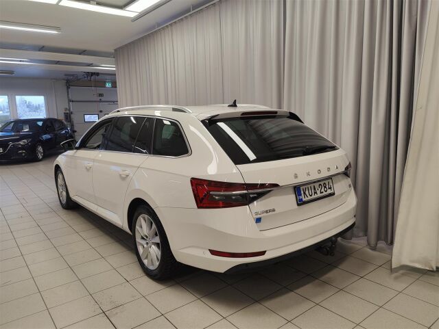 SKODA Superb 2021 Combi 1,4 TSI PHEV Style iV DSG Autom. Webasto,koukku,Canton,Navi,kamera