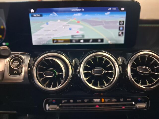 MERCEDES-BENZ GLB 2021 200 d 4MATIC A Business AMG *SIS. ALV*