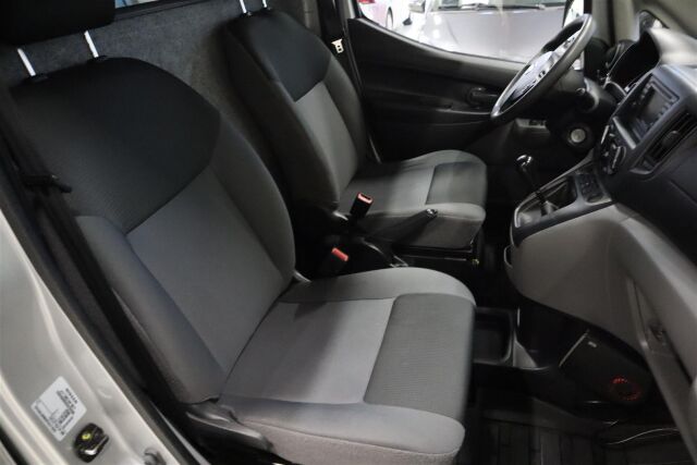 NISSAN NV200 2015 Van 1,5 dCi 90 DPF 5MT Blind, SSD Blind Working Star Edition