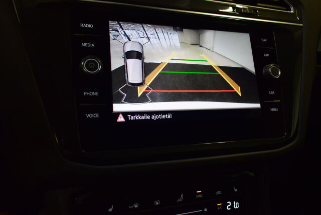 VOLKSWAGEN Tiguan 2021 Style 2,0 TDI SCR 110 kW 4MOTION DSG-automaatti* Kauko-Webasto, Harman Kardon-äänentoisto*