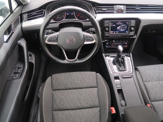 Volkswagen Passat 2023 Variant Comfort Business 1,5 TSI EVO 110 kW DSG-automaatti