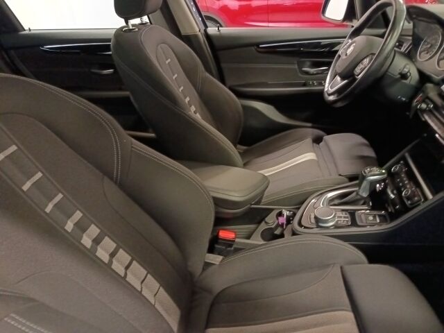 BMW 225 2016 225xe iPerformance Farmari (AC) 4ov 1499cm3 A**PLUGARI NELIKKO SÄHKÖNSINISENÄ AIAI**