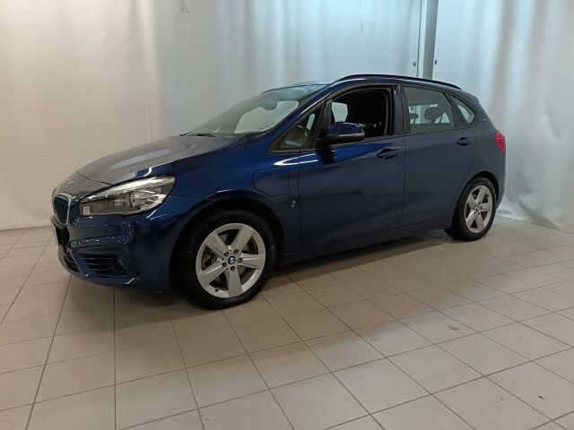 BMW 225 2016 225xe iPerformance Farmari (AC) 4ov 1499cm3 A**PLUGARI NELIKKO SÄHKÖNSINISENÄ AIAI**