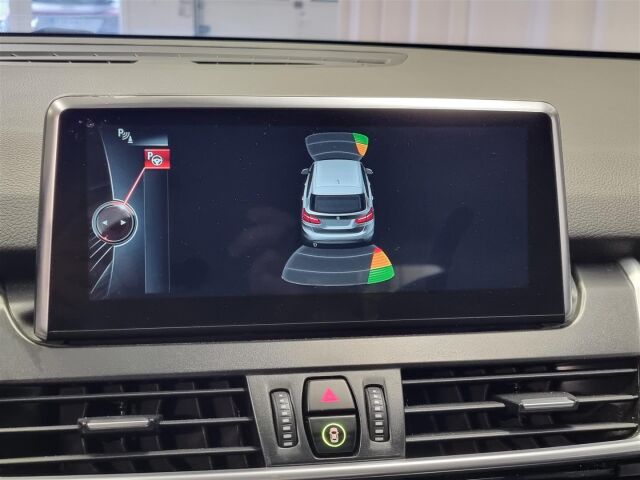 BMW 225 2016 F45 Active Tourer 225xe A Business Sport / ACC / Navi / Tutkat / HUD