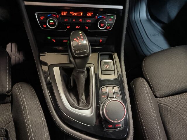 BMW 225 2016 225xe iPerformance Farmari (AC) 4ov 1499cm3 A**PLUGARI NELIKKO SÄHKÖNSINISENÄ AIAI**