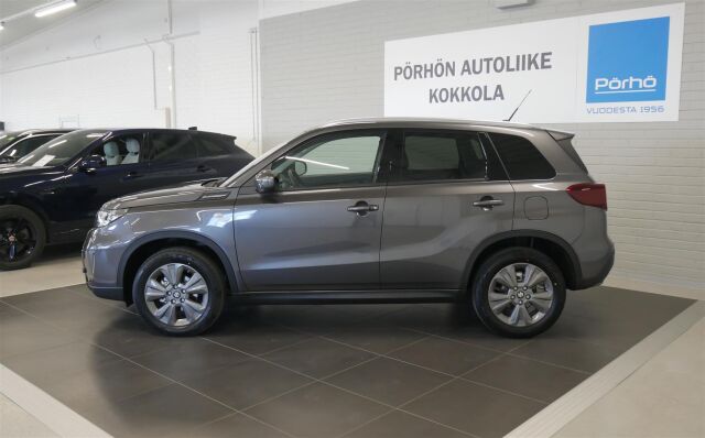 Suzuki Vitara 2026 1,4 BOOSTERJET 48V HYBRID 4WD GL+ 6AT / 2 x renkaat / Vetokoukku / Lämpöpaketti /