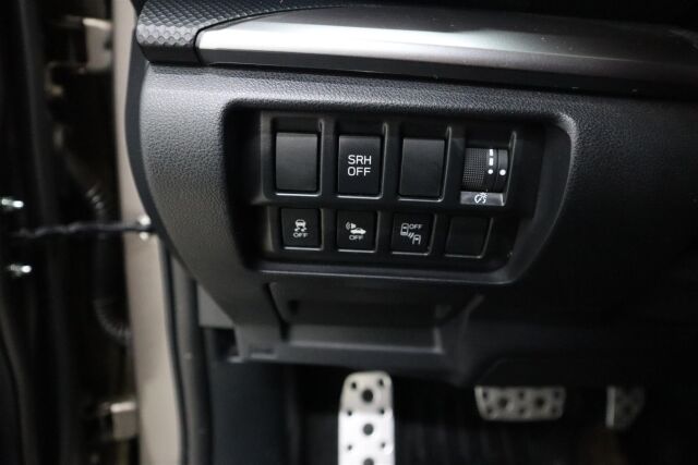 SUBARU Forester 2023 2,0i e-Boxer Base CVT