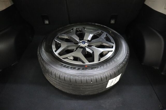 SUBARU Forester 2023 2,0i e-Boxer Base CVT