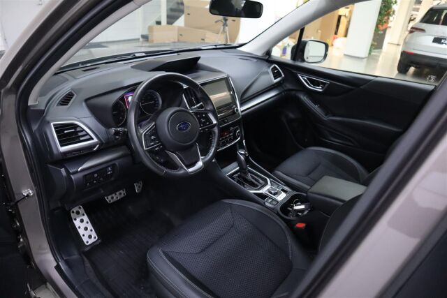 SUBARU Forester 2023 2,0i e-Boxer Base CVT