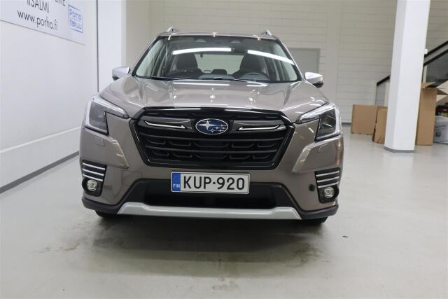 SUBARU Forester 2023 2,0i e-Boxer Base CVT