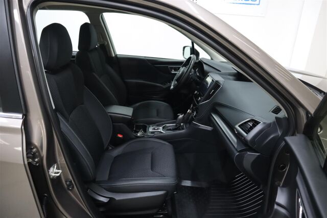 SUBARU Forester 2023 2,0i e-Boxer Base CVT