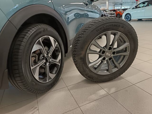 KIA XCeed 2023 1,5 T-GDI Mild-Hybrid 160hv Business Premium DCT
