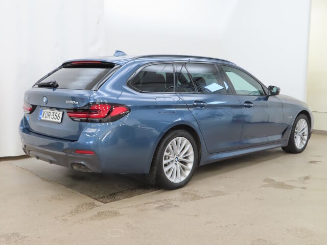 BMW 530 2023 G31 Touring 530e xDrive A Charged Edition M Sport Plug-In Hybrid