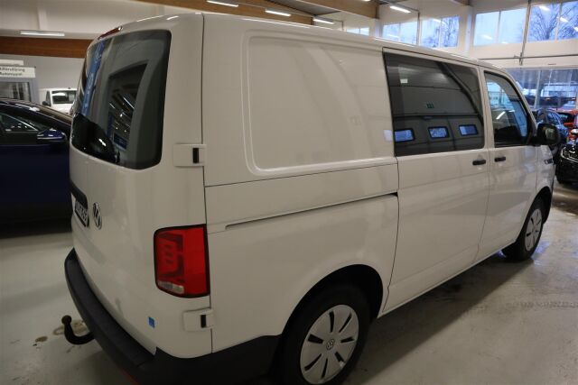 VOLKSWAGEN Transporter 2022 umpipakettiauto 2,0 TDI 110 kW DSG