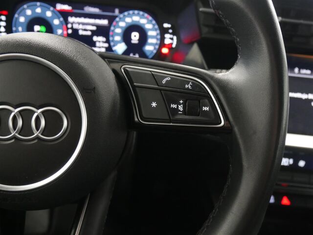 AUDI A3 2022 Sportback Progress 30 TFSI 81kW MHEV S tronic, 1-omisteinen, hyvät varusteet! MY23.