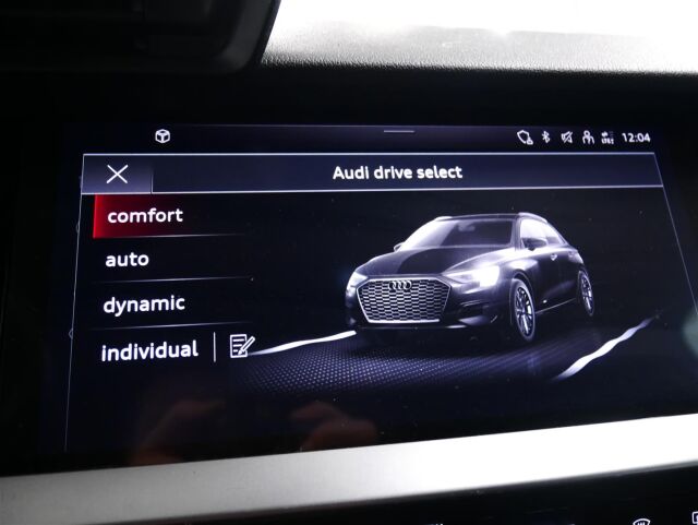 AUDI A3 2022 Sportback Progress 30 TFSI 81kW MHEV S tronic, 1-omisteinen, hyvät varusteet! MY23.