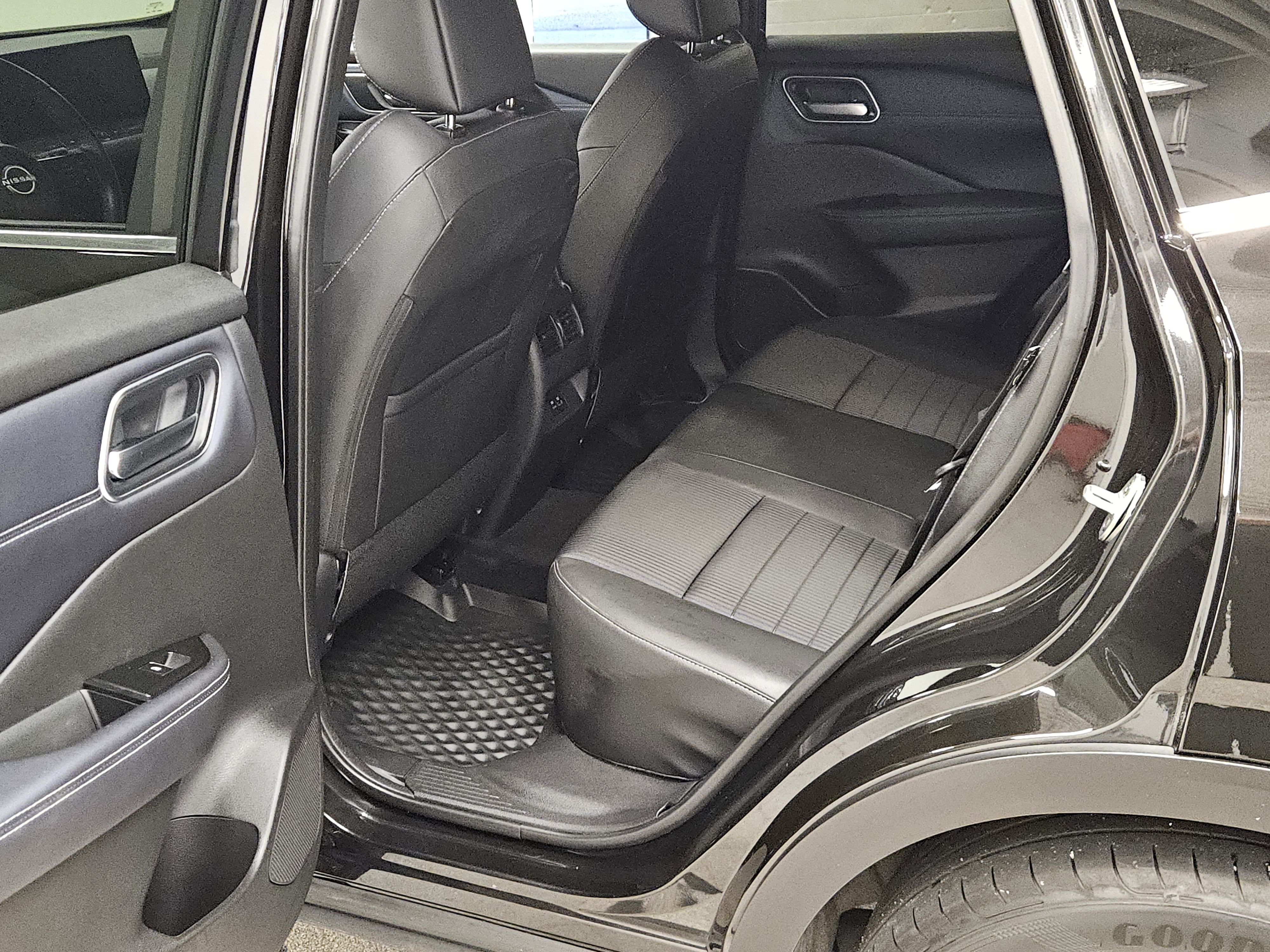 Nissan Qashqai e-POWER 2WD Tekna 2-tone 2022, bild 6/11