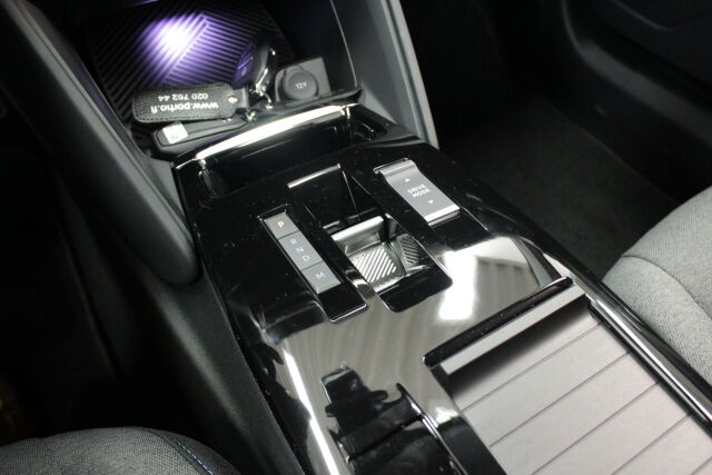 CITROEN C4 2022 PureTech 130 EAT8 Automaatti Shine