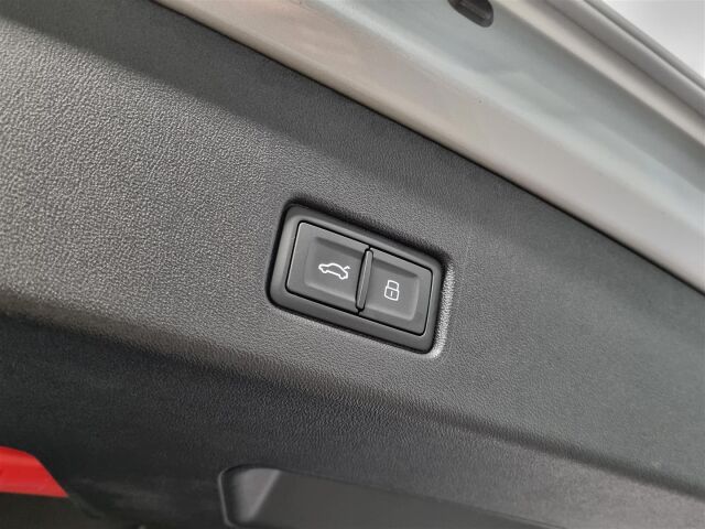 AUDI Q4 e-tron 2022 50 e-tron quattro